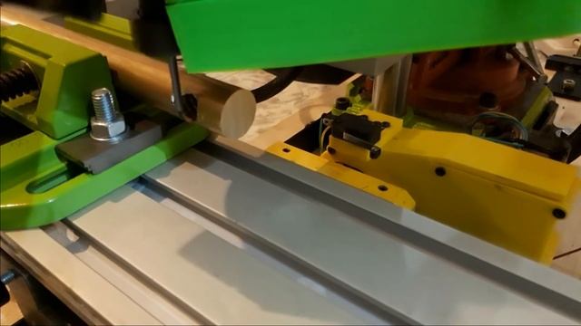 Making brass lead screw nuts for the HILDA MINIQ BG6350 XY Table on my homemade CNC machine смотреть онлайн