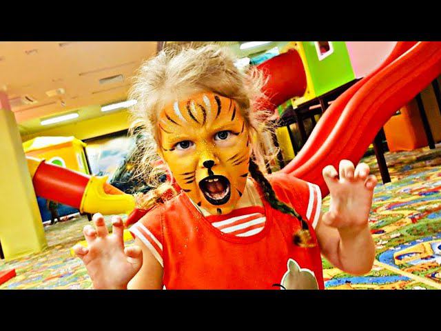 Влог. ВИНОГРАД В МИКРОВОЛНОВКЕ?! Ангелишка Мышка в Детском Центре ФУНТУРА Горки, Батуты, Аквагрим смотреть онлайн