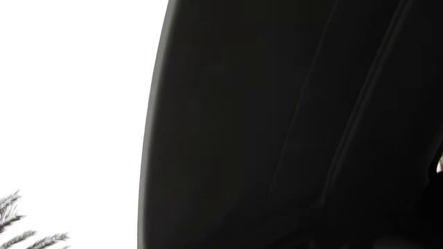 Mitsubishi Outlander Sunroof Shade.MOV смотреть онлайн
