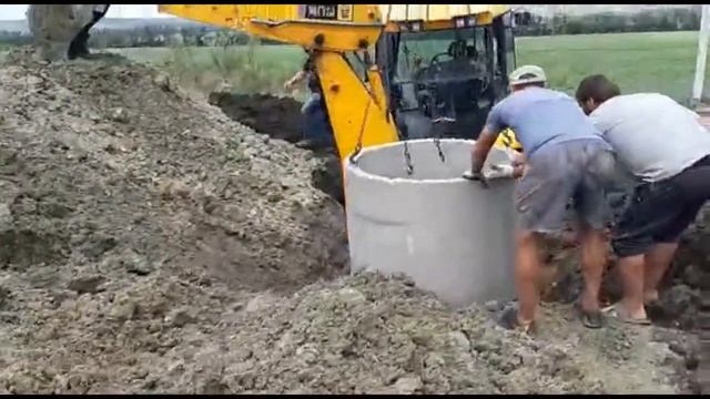 ЖБ Колодец. Пищевик Анапа. Установка колодца. смотреть онлайн