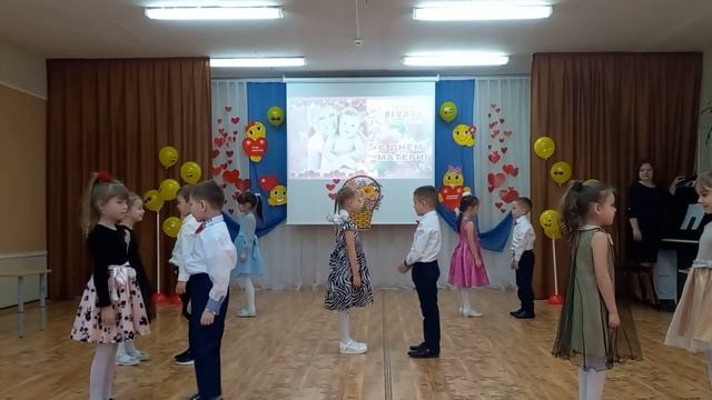 Танец "Слоники и гномики" смотреть онлайн