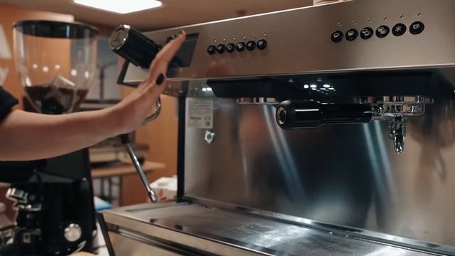 Обзор кофемашины ROBUSTEZZA BZA2E смотреть онлайн