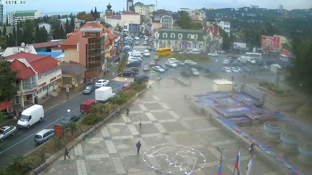 Вебкамера "Площадь Советская". Запись 29.09.2016 15:00:17 смотреть онлайн