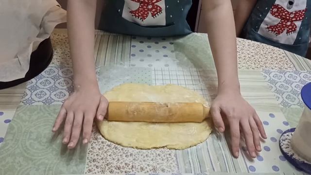 Готовим вместе пирог с черносливом. смотреть онлайн