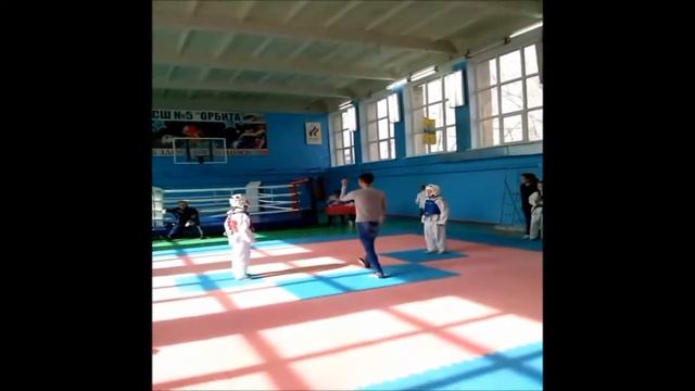 первенство Оренбурга Taekwondo WTF 18.04.2015г. 6-й бой Download смотреть онлайн