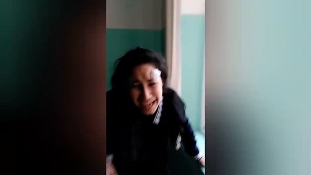 Как чихнуть и получить на лбу синяк с шишкой? Могу, умею, практикую. смотреть онлайн