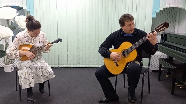 Дуэт гитары и домры "Славница" - A. Piazzolla «Libertango» смотреть онлайн