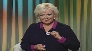 Лепка из полимерной глины. Певица Анне Вески декорирует украшения для волос. Мастер класс