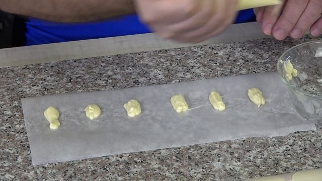 Рецепт ЦВЕТЫ для ТОРТОВ своими руками / ВОЛШЕБНЫЙ ДЕКОР / ЗАВОРАЖИВАЮТ НЕЖНОСТЬЮ и КРАСОТОЙ смотреть онлайн