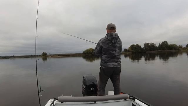 Northsilver PRO 470  Еще вчера только вроде ... а сегодня уже ретро. Но стекла отличные.
