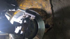 Замена диски, колодки SUZUKI Grand Vitara. Как поменять тормозные диски и колодки Сузуки Витара