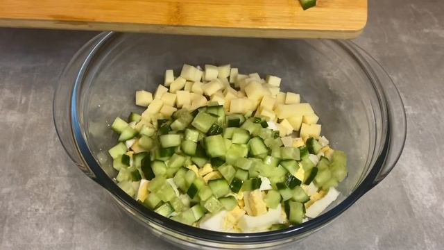 Невероятно вкусный Салат с красной фасолью и кукурузой!!! смотреть онлайн