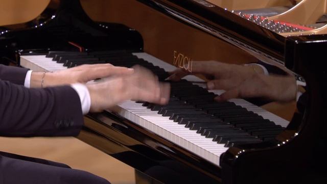 MARTÍN GARCÍA GARCÍA – Mazurka in A flat major, Op. 50 No. 2 (18th Chopin Competition, third stage) смотреть онлайн