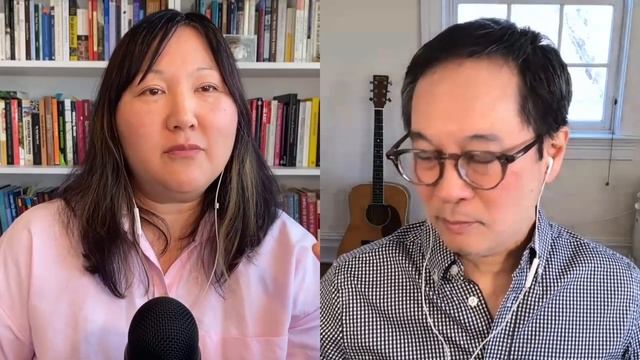 K-Pop Professor and Filmmaker REACT "Love Me Like This" NMIXX смотреть онлайн