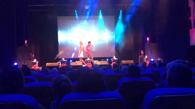 Hi-Fi Глупые люди смотреть онлайн