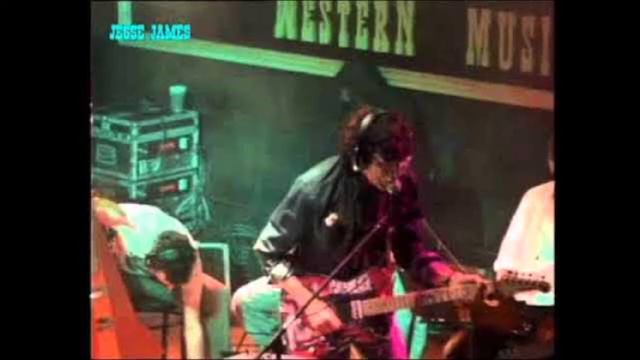 Charly García - Jesse James (25/11/2005) смотреть онлайн