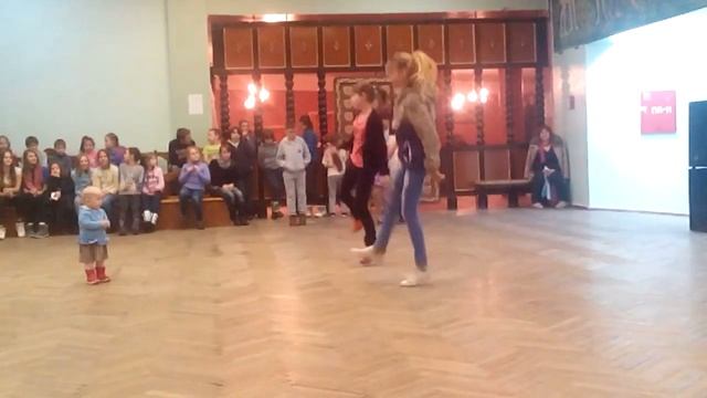 Танец Кока-Кола в санатории Красный Бор смотреть онлайн