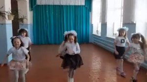 танец в каждом маленьком ребёнке и мальчишки