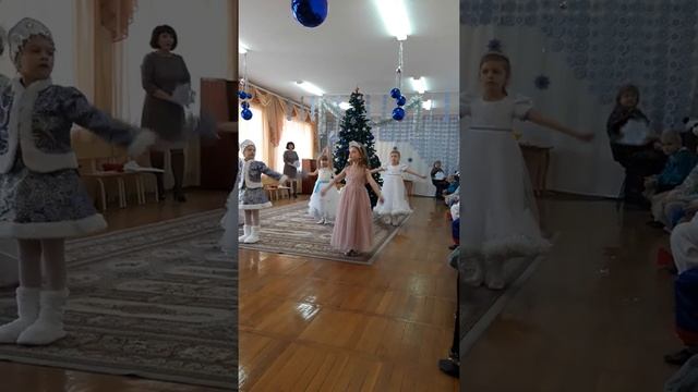 Саурина Лилия болтушка-хохотушка смотреть онлайн