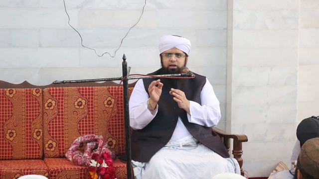 Hazrat Peer Zulfiqar Ahmad Naqshbandi |