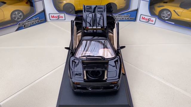 Lamborghini Diablo SV - 1/18 Maisto From Costco