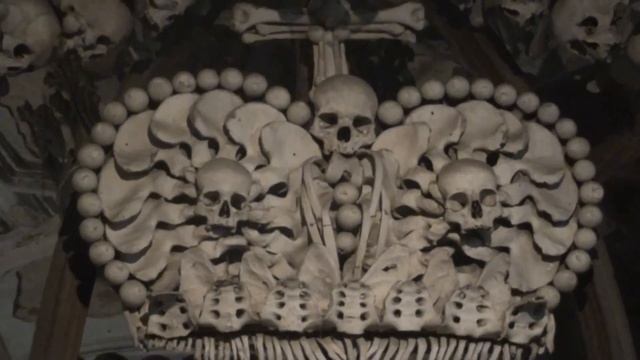 Ужас! Церковь на 40000 человеческих костях 1870 год