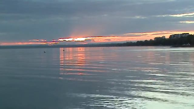 Sonnenaufgang am Balaton / Рассвет на Балатоне смотреть онлайн
