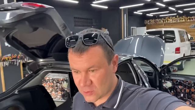 Идеальная аудиосистема за 71500 рублей в Шкода Рапид / Skoda Rapid Автозвук по штатным местам смотреть онлайн