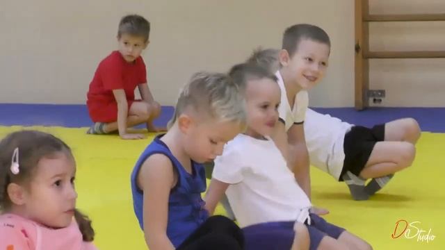 ДЕТСКАЯ АКРОБАТИКА смотреть онлайн