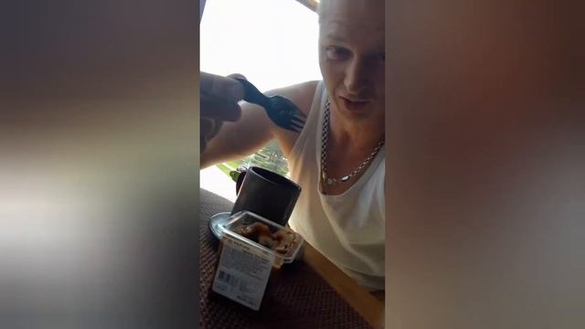 выходной праздничный день смотреть онлайн