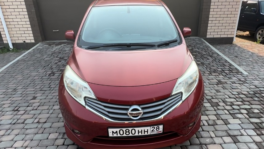 Nissan Note 2013 г.в., Бензин V-1200, Пробег 70.000 км., Оценка 3.5 балла, Цена 650.000₽ смотреть онлайн
