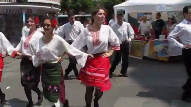 Bulgarian folk dances смотреть онлайн
