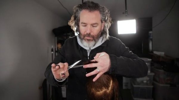 How to Cut and Style a Short Shag