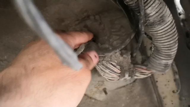 Реззо Такума снять бачок омывателя смотреть онлайн