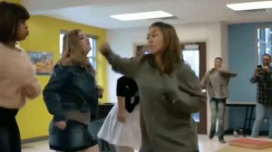 Не судите  книгу по обложке  перевод  часть 2