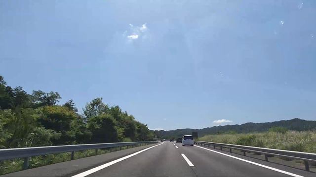 マツダ３ 15S Touring 60キロ、80キロ、90キロ、100キロのエンジン回転数を撮ってみました。 смотреть онлайн
