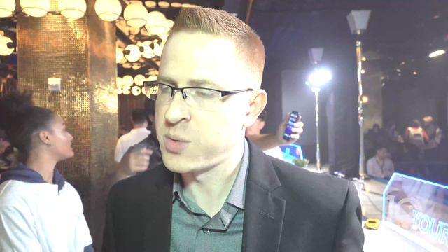 Honor View 10 AI Smartphone Introduced At CES 2018 смотреть онлайн