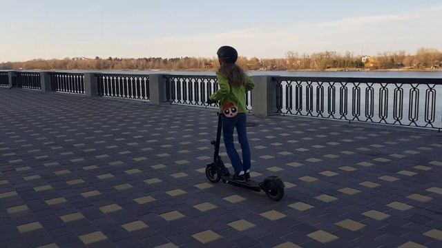 Электросамокат KS N1b смотреть онлайн