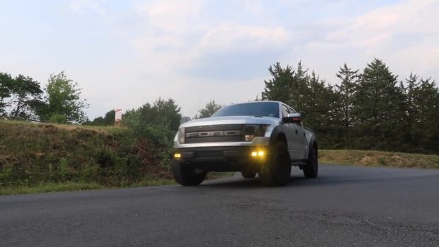 I Regret Buying my SVT Ford Raptor смотреть онлайн