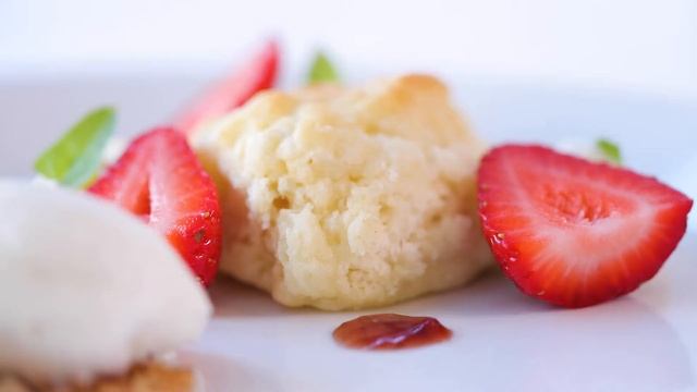 Waring Commercial Ice Cream Maker Video WCIC20 смотреть онлайн