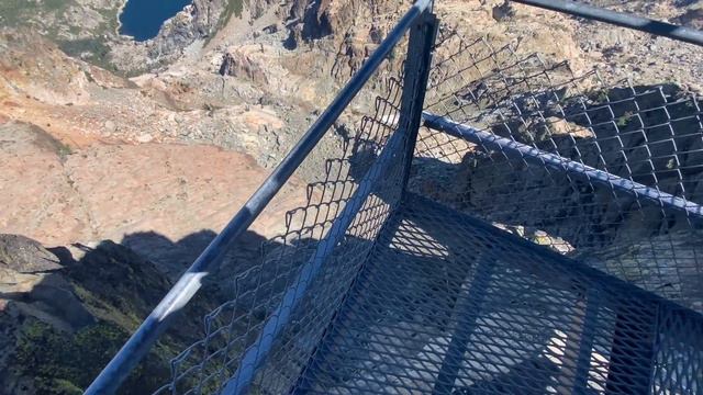 Fire Lookout Climb in Sierra Buttes California. Check out the drone! смотреть онлайн