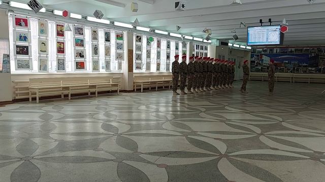 На Знамя Победы равняем шаг! МБОУ СОШ 14