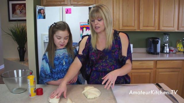 How to Make Soft Pretzels with Nacho Cheese смотреть онлайн