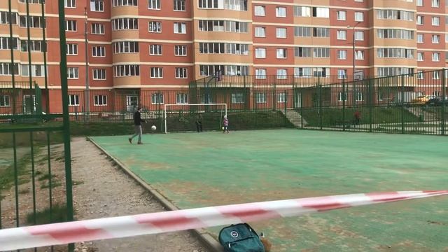 Футбол (май 2020) Аутизм смотреть онлайн