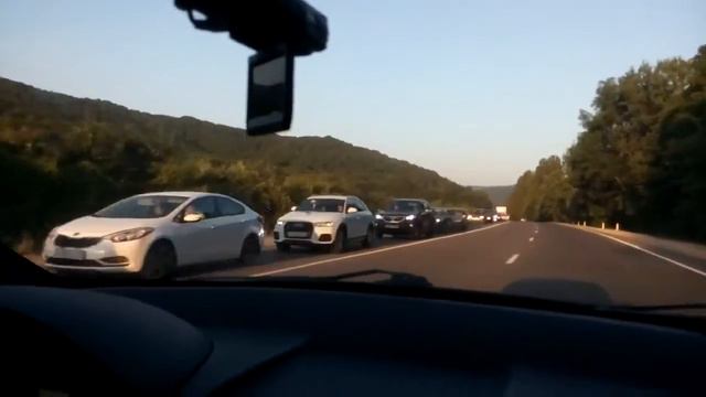 Поездка на море без пробок😂 смотреть онлайн