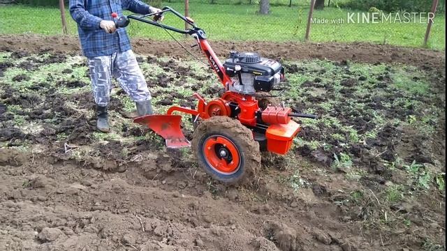 Vari Global,orba, ploughing, вспашка с Вари трактор малогабаритный смотреть онлайн
