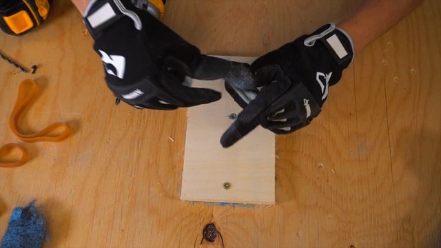 Stuck Screw Removal | 5 BEST Ways to Remove Stripped Screws смотреть онлайн