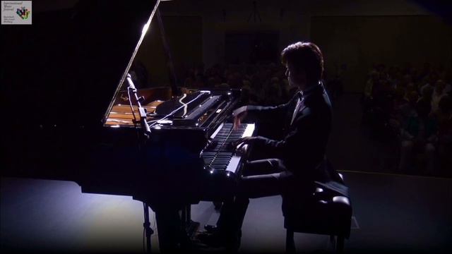 En avril, à Paris (arr. Alexis Weissenberg) on C. Bechstein D282 смотреть онлайн