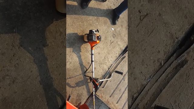 Плавный запуск мотокосы Echo SRM-2305SI смотреть онлайн