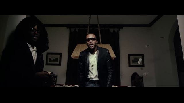 Wayne Marshall - Stupid Money (ft. Assassin) (Official Video) смотреть онлайн